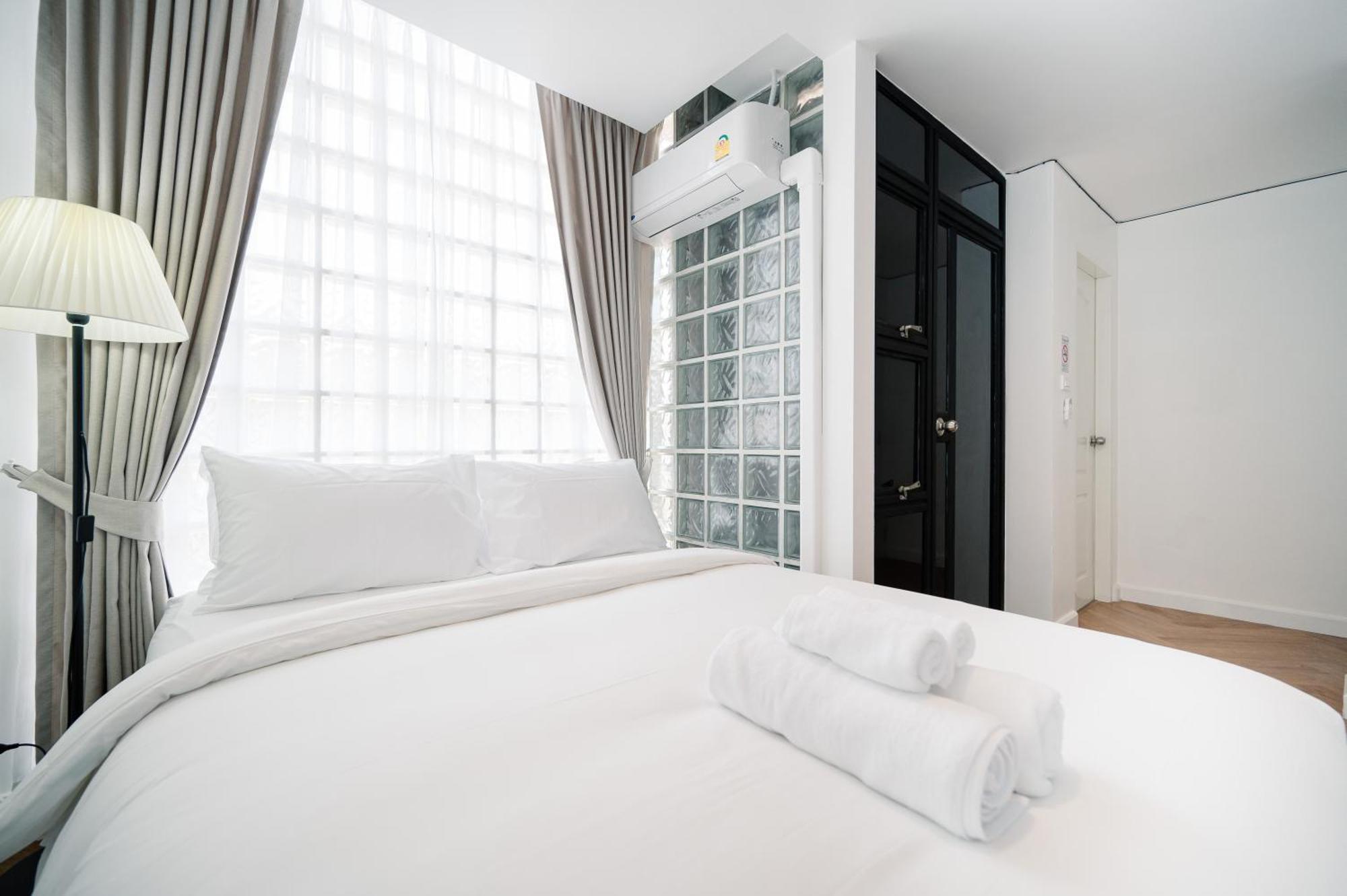 Hotel Mitt Haus à Bangkok Extérieur photo