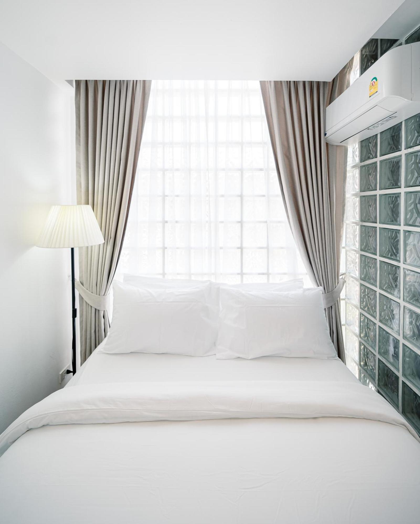 Hotel Mitt Haus à Bangkok Extérieur photo