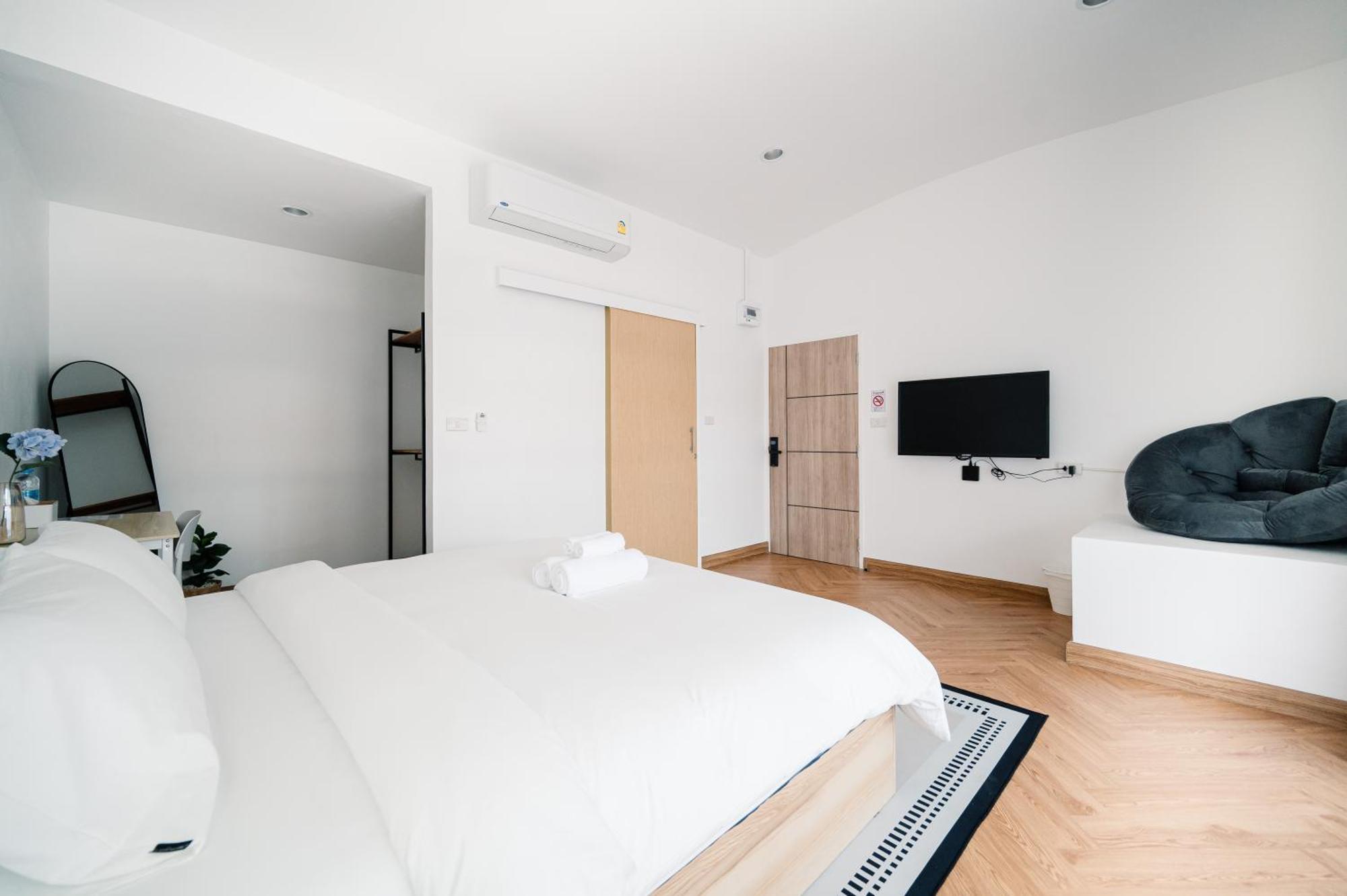 Hotel Mitt Haus à Bangkok Extérieur photo